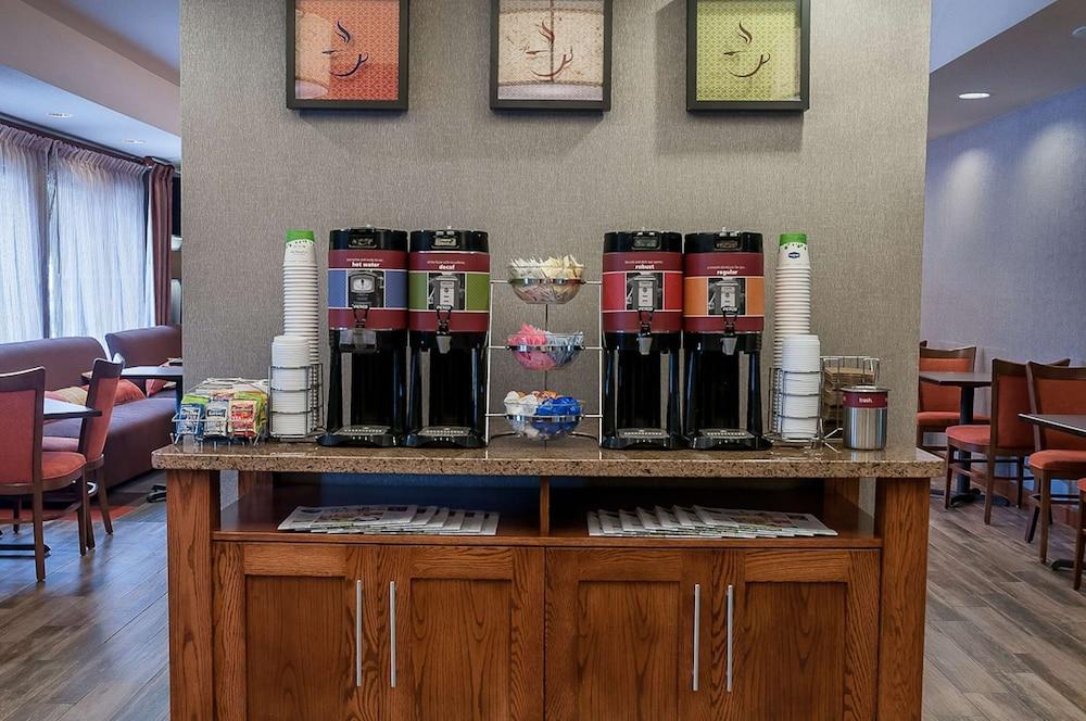 Hampton Inn Fort Collins Dış mekan fotoğraf