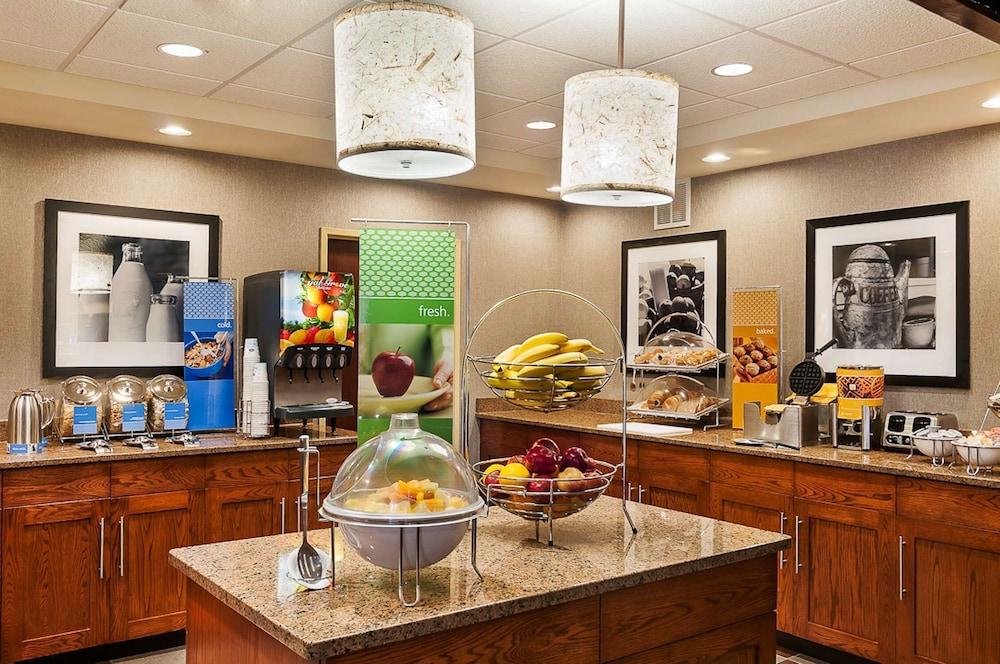 Hampton Inn Fort Collins Dış mekan fotoğraf